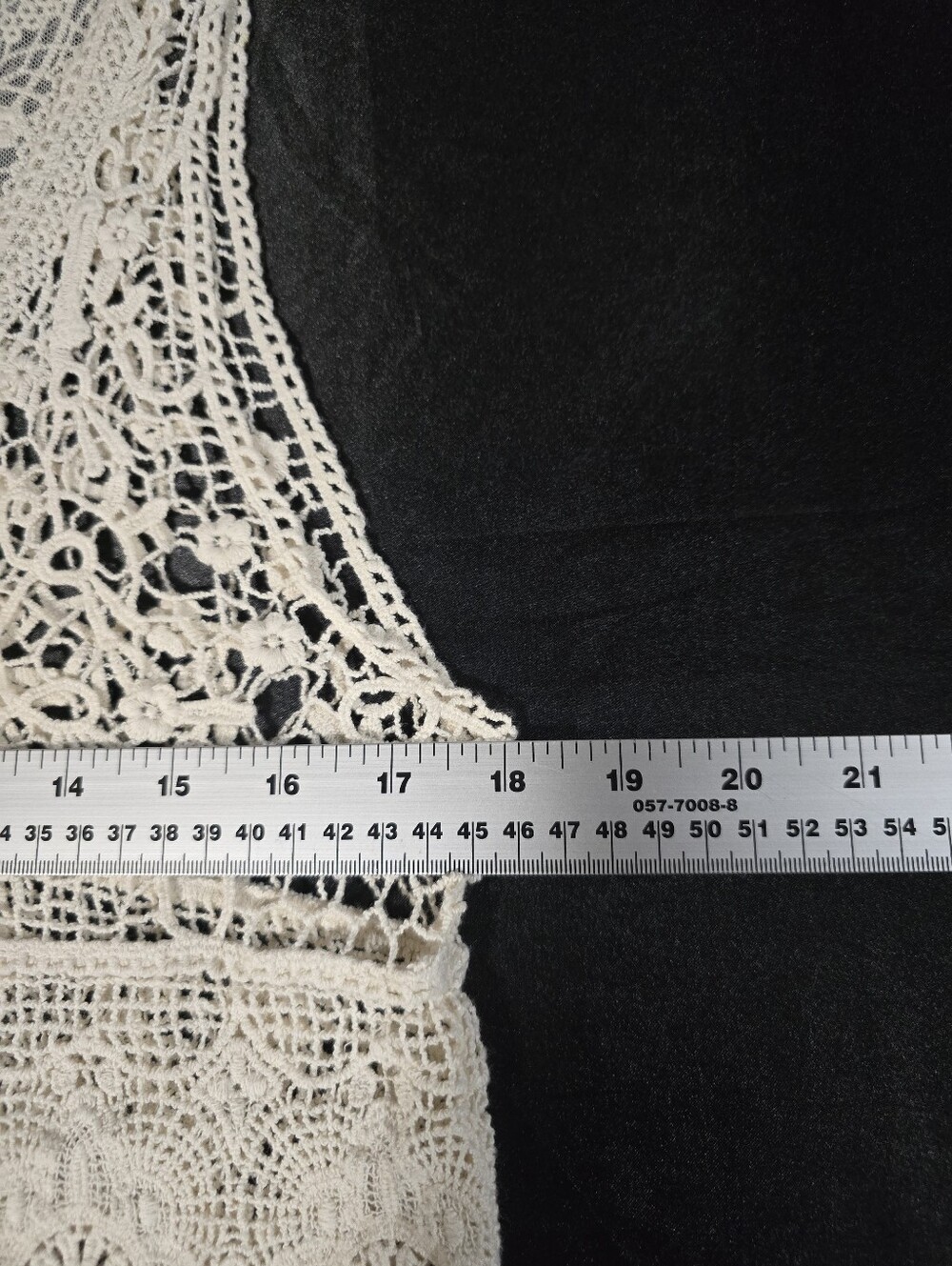 100% Cotton. Garage Cream Crochet Lace Tank Top In Size Medium - Picture 4 of 4